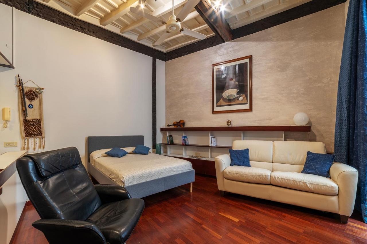 Апартаменты Piazza Navona Petite House Рим Экстерьер фото